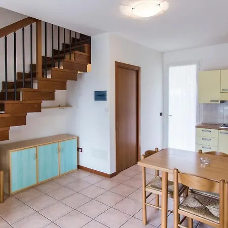 Apartment Villaggio Calycanthus