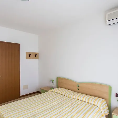 شقة Villaggio Calycanthus بيبيوني