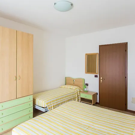 Villaggio Calycanthus شقة بيبيوني