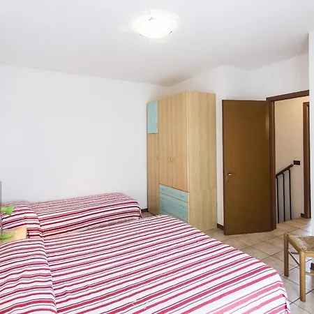 Villaggio Calycanthus * بيبيوني