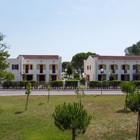 Villaggio Calycanthus شقة